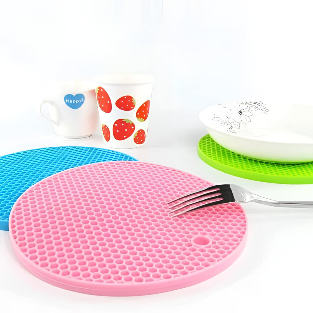 4 Pcs Heat Resistant Silicone Hot Mat – Durable Round Silicone Trivet Mats for Kitchen & Dining Table (Random color)