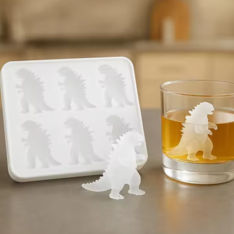 6 Cavity Dinosaur Ice Cube Tray with Lid – Fun Silicone Ice Mold for Drinks & Desserts (Random Color- Pack of 1)