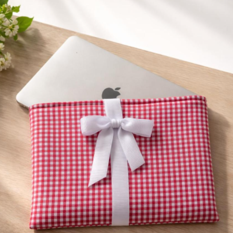13-Inch Gingham Laptop & Book Cover Sleeve – Stylish Protective Sleeve for Laptop, Notebook & Books